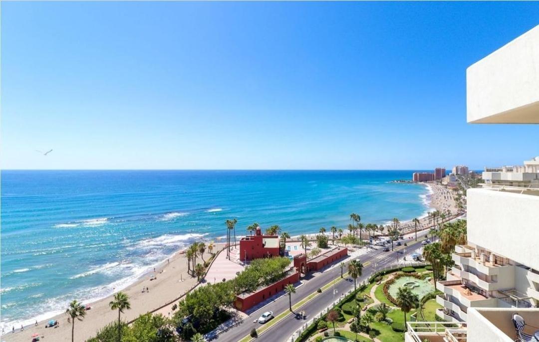 El Estudio De La Playa Benalbeach 324 Gran Terraza Vistas Al Mar Benalmádena Exterior foto