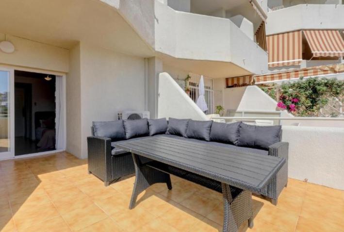 El Estudio De La Playa Benalbeach 324 Gran Terraza Vistas Al Mar Benalmádena Exterior foto